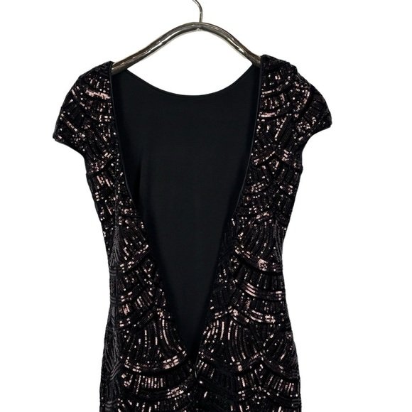DRESS THE POPULATION TABITHA BRONZE ART DECO SEQUIN CAP SLEEVE SHEATH DRESS - Picture 10 of 16